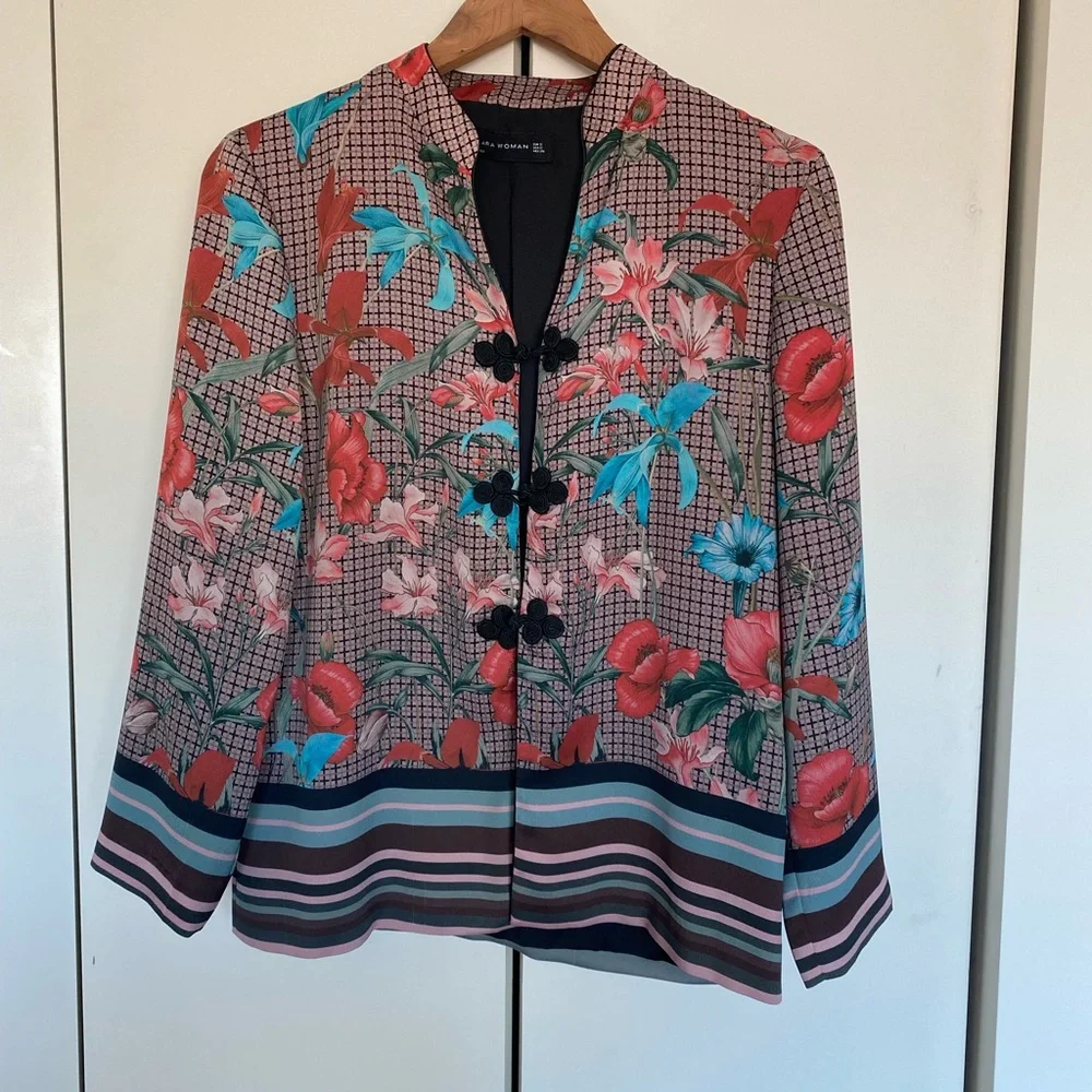 Zara floral print jacket - Picture 2 of 7